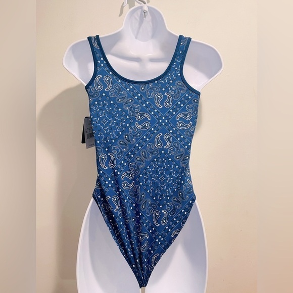 Isaac Morris Women's Size XS Blue Indigo Bandana Graphic Bodysuit - Picture 4 of 12